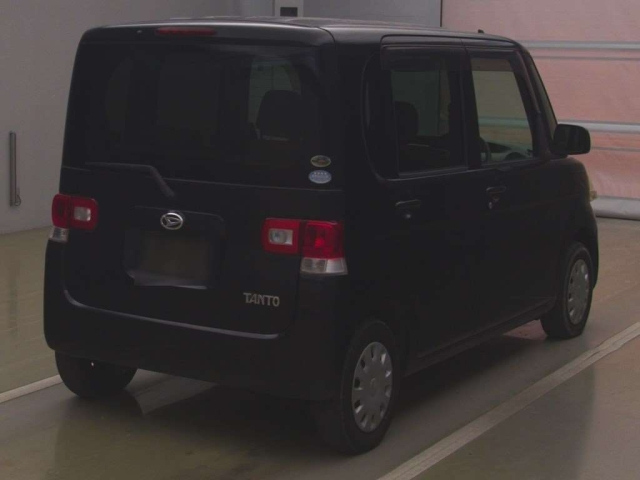 DAIHATSU TANTO 2008