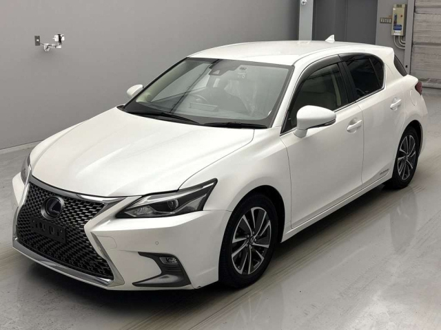 LEXUS CT 2020