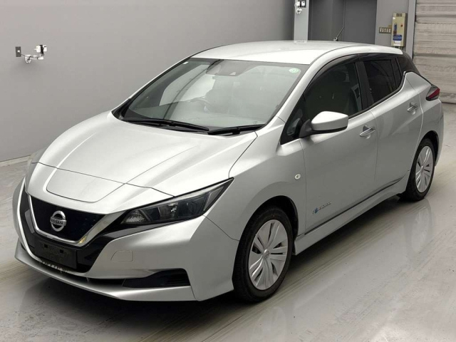 NISSAN LEAF 2018