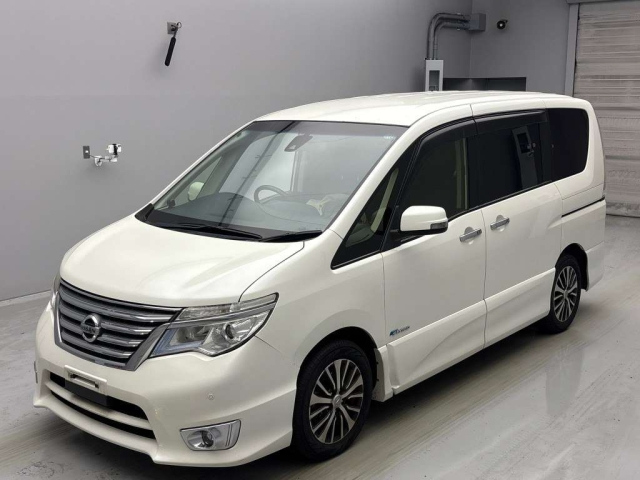 NISSAN SERENA 2014