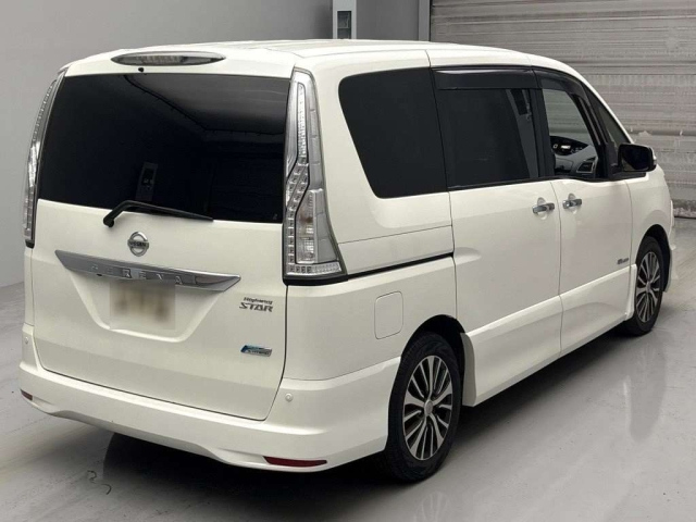 NISSAN SERENA 2014