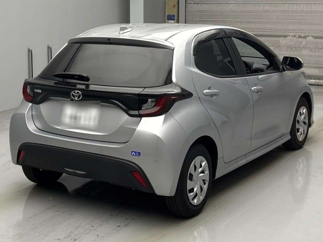 TOYOTA YARIS 2024