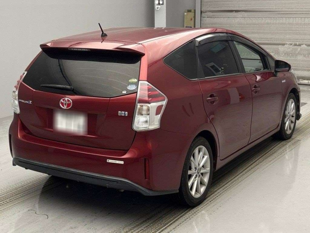 TOYOTA PRIUS ALPHA 2018