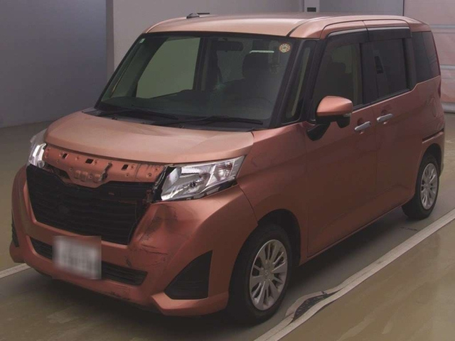 TOYOTA ROOMY 2017