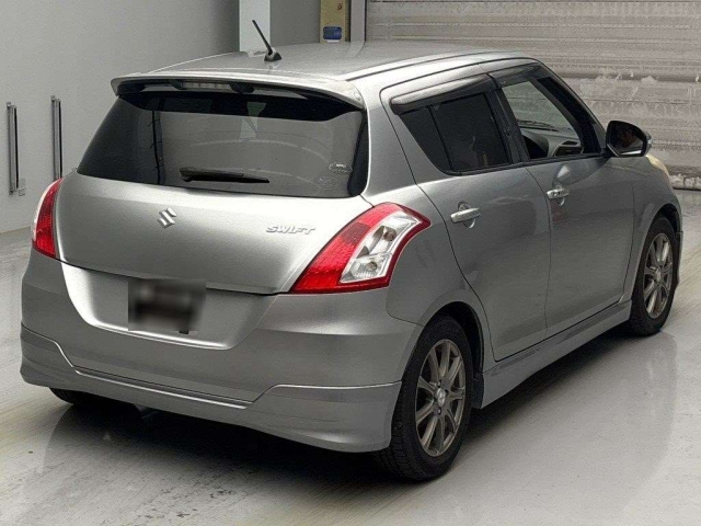 SUZUKI SWIFT 2012