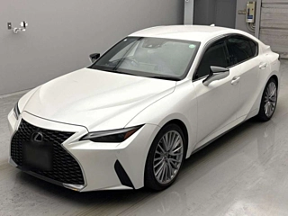 LEXUS IS 2020