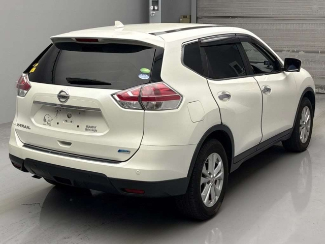 NISSAN X-TRAIL 2017