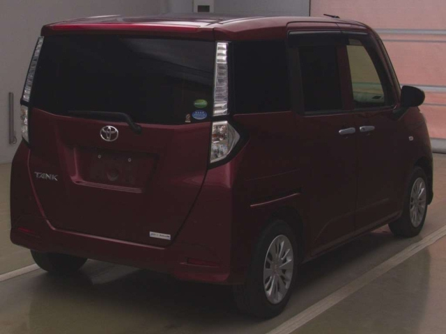 TOYOTA TANK 2019