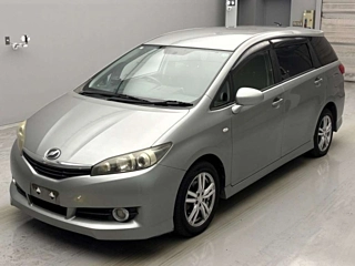 TOYOTA WISH 2011