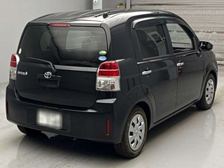 TOYOTA SPADE 2016