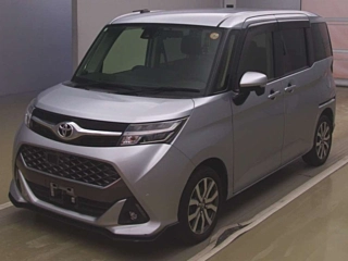 TOYOTA TANK 2017