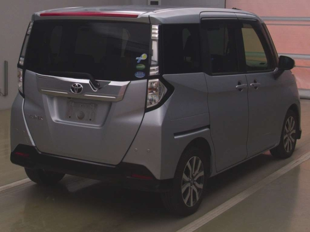 TOYOTA TANK 2017