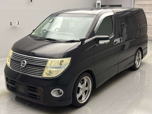 NISSAN ELGRAND 2009