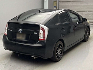 TOYOTA PRIUS 2012