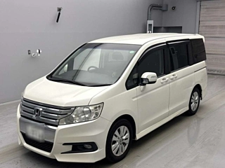 HONDA STEP WAGON 2011