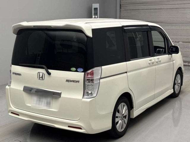 HONDA STEP WAGON 2011