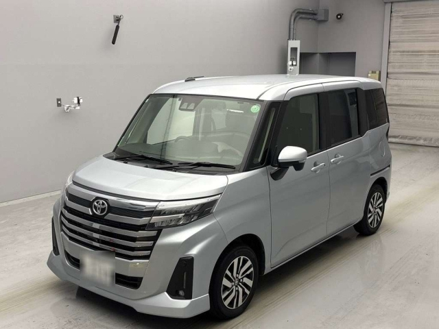 TOYOTA ROOMY 2021