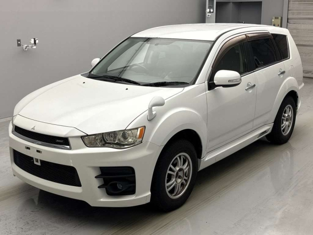 MITSUBISHI OUTLANDER 2010