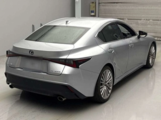 LEXUS IS 2022