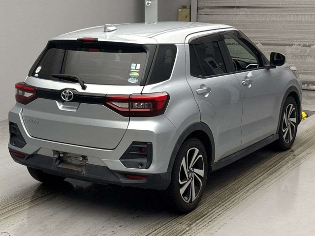 TOYOTA RAIZE 2020