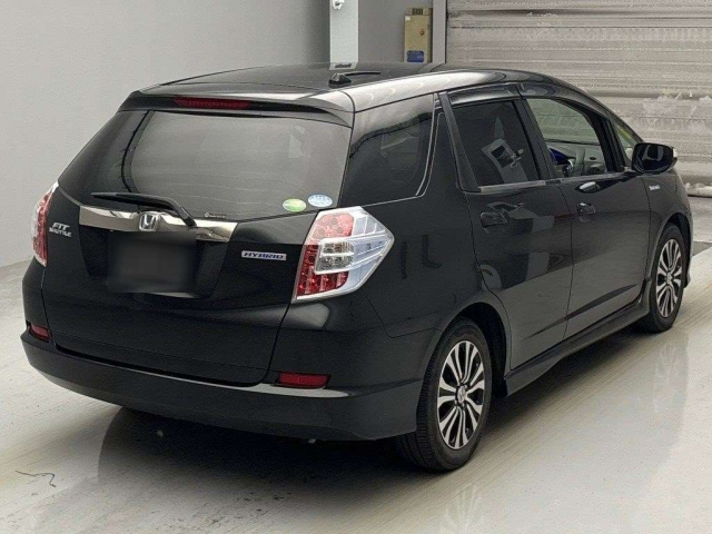 HONDA FIT SHUTTLE 2014