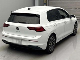VOLKSWAGEN GOLF 2022