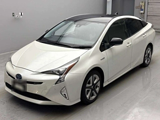 TOYOTA PRIUS 2018