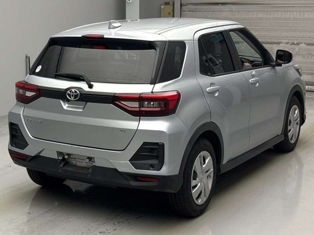 TOYOTA RAIZE 2021