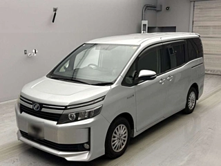 TOYOTA VOXY 2015