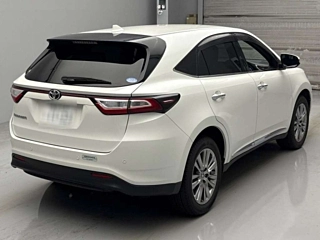 TOYOTA HARRIER 2019
