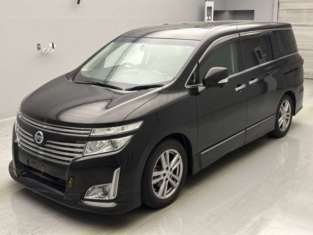 NISSAN ELGRAND 2010