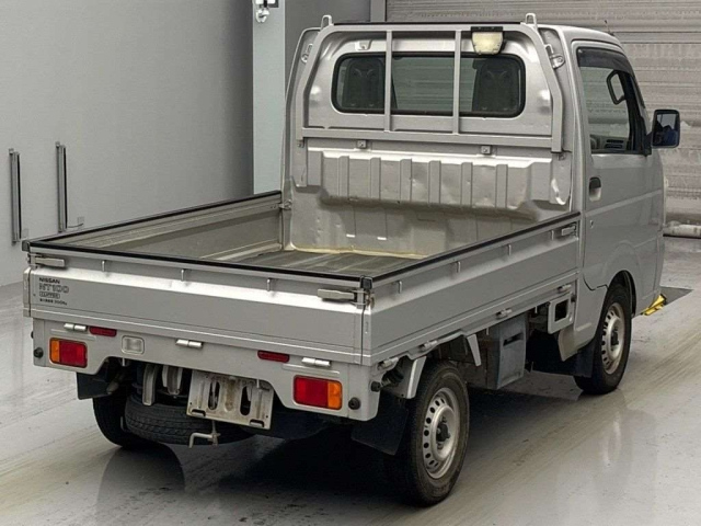 NISSAN CLIPPER TRUCK 2014