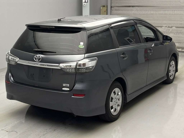 TOYOTA WISH 2012