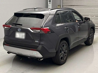 TOYOTA RAV4 2024