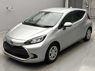 TOYOTA AQUA 2022