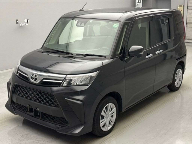 TOYOTA ROOMY 2022