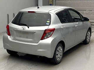 TOYOTA VITZ 2012