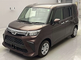 TOYOTA ROOMY 2022