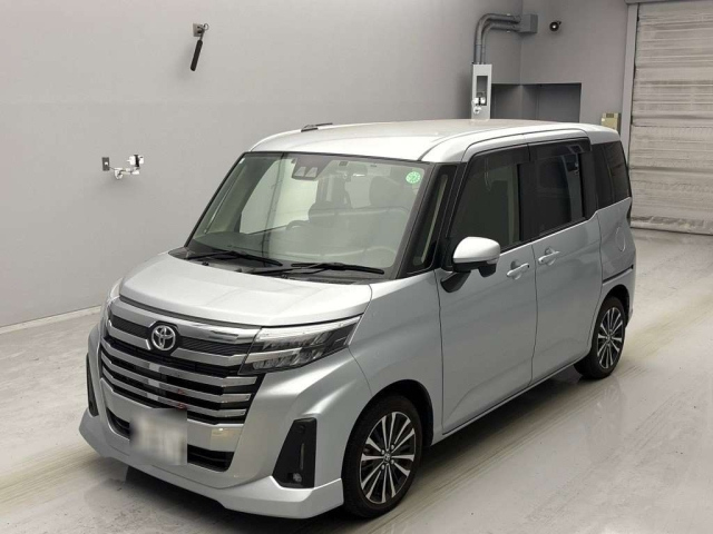 TOYOTA ROOMY 2023