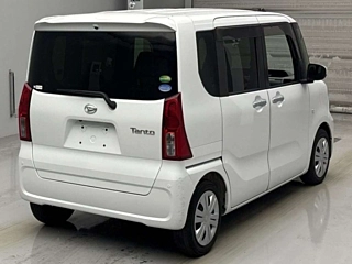 DAIHATSU TANTO 2020