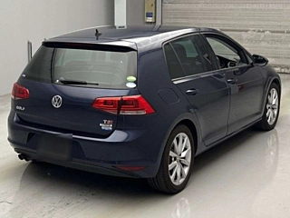 VOLKSWAGEN GOLF 2016