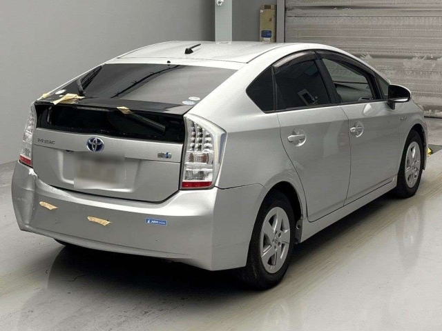 TOYOTA PRIUS 2010