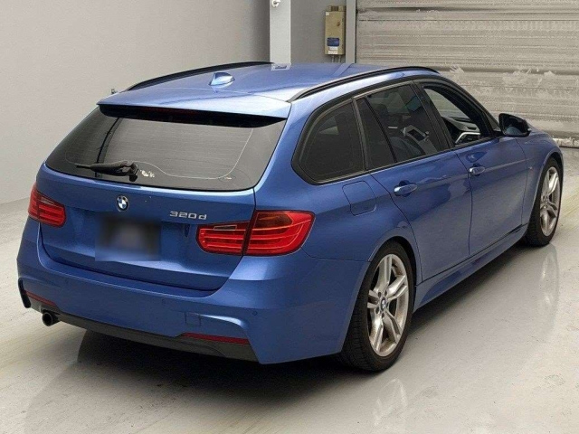 BMW 3 SERIES 2013