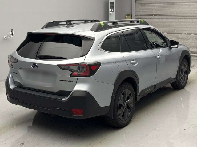 SUBARU LEGACY OUTBACK 2023