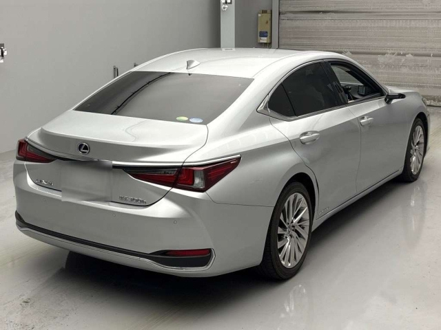 LEXUS ES 2019