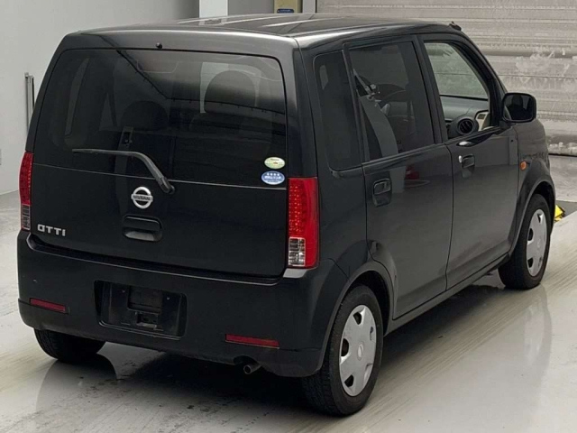 NISSAN OTTI 2010