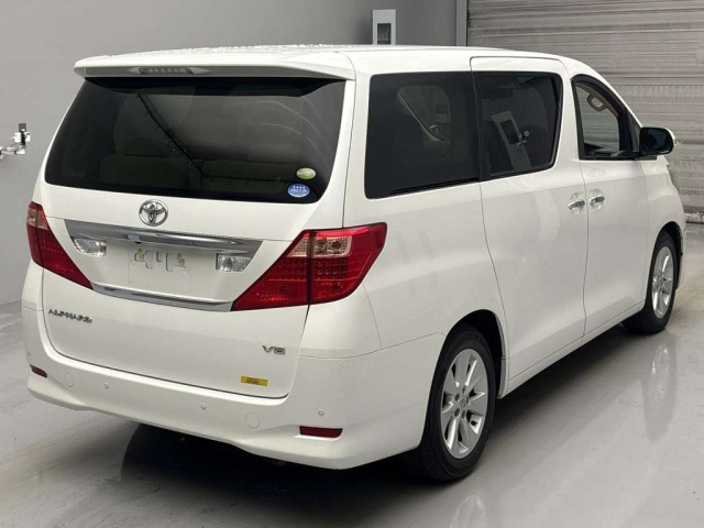 TOYOTA ALPHARD 2008