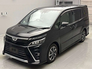 TOYOTA VOXY 2020