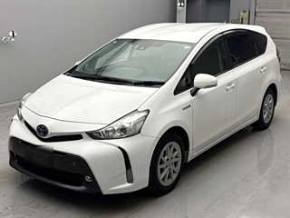 TOYOTA PRIUS ALPHA 2020