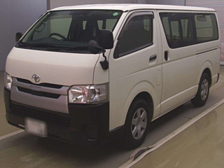 TOYOTA HIACE VAN 2019